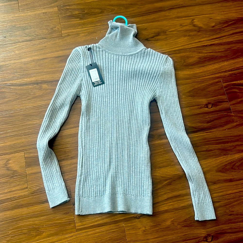 GREY TURTLE NECK MEN